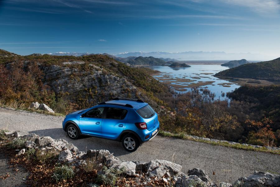  Renault Sandero Stepway 2018 года  (CIS) (фото 8 из 12)